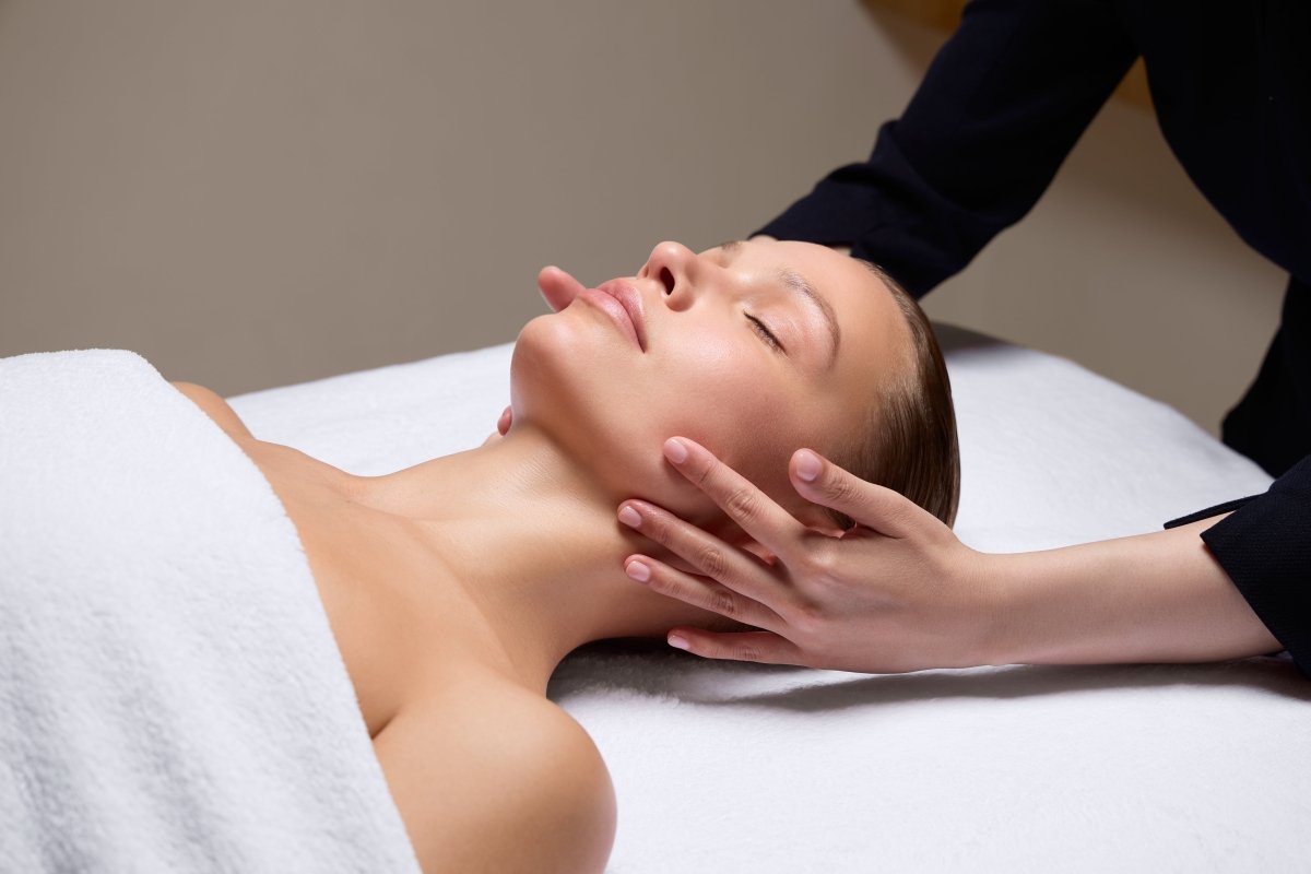 SPA -Instant – Cryo Renewal Facial 30min | EviDenS de Beauté